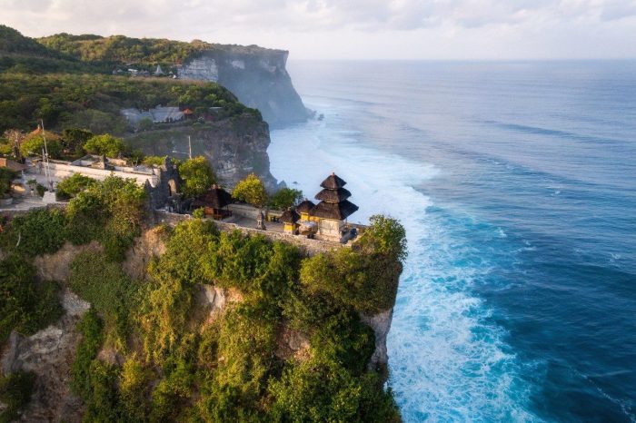 Syarat sewa mobil di bali